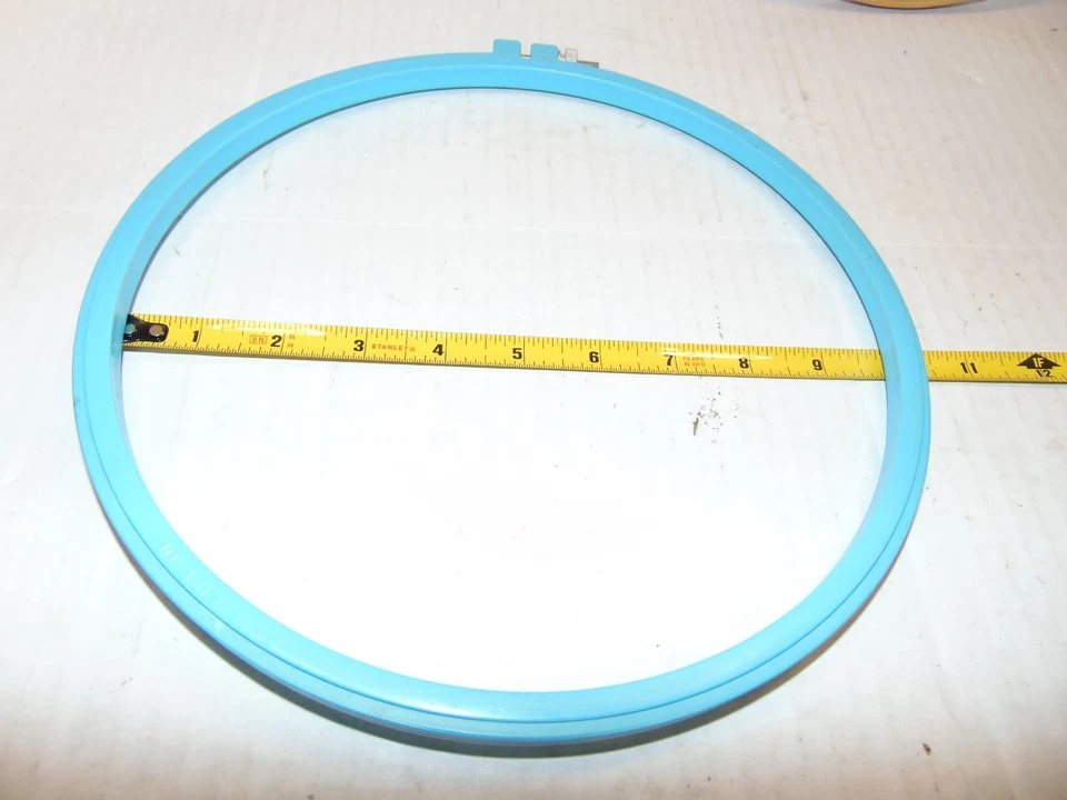 Vintage Embroidery Hoops Lot  Cross Stitch Quilting Craft Rings - Image 4 of 4