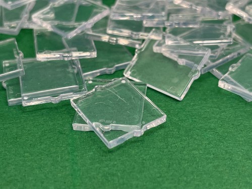 LEGO Glass, 1 x 2 x 2 Window, Shutter, Clear, No. 35315, 86209 / 15 Pieces - Picture 3 of 12