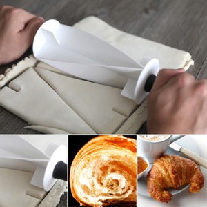 Croissant-Bread-Make-Rolling-Cutter-Wheel-Dough-Cookie-Pastry-Kitchen-Bakeware