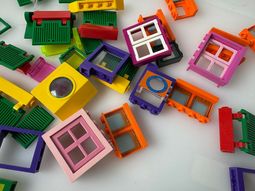 LEGO Windows Doors - Choose Your Color - Transparent Panels Prison Door Frames - Picture 35 of 45