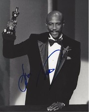 ACTOR LOU GOSSETT JR SIGNED 'AN OFFICER AND A GENTLEMAN' 8X10 PHOTO C W/COA