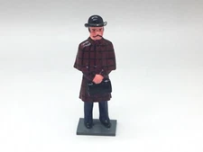 TROPHY MINIATURES TOY SOLDIERS THE DOCTOR 1/32 U/B