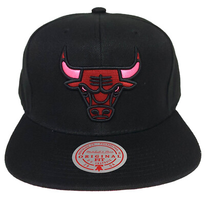 Chicago Bulls Mitchell & Ness NBA Snapback Cap Hat 3D Logo Pink Horn Black NWT