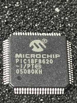 Microchip PIC18F8620-I/PT Microcontroller  MCU 
