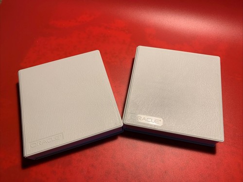 Lot Of 19 Vintage Oracle 1987 Software Floppy Disc In 2 Cases - 第 8/8 張圖片