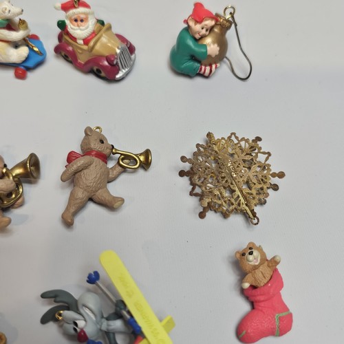 Lot Of 22 Vintage Hallmark Miniature Keepsake Christmas Ornaments and Others - Picture 7 of 18
