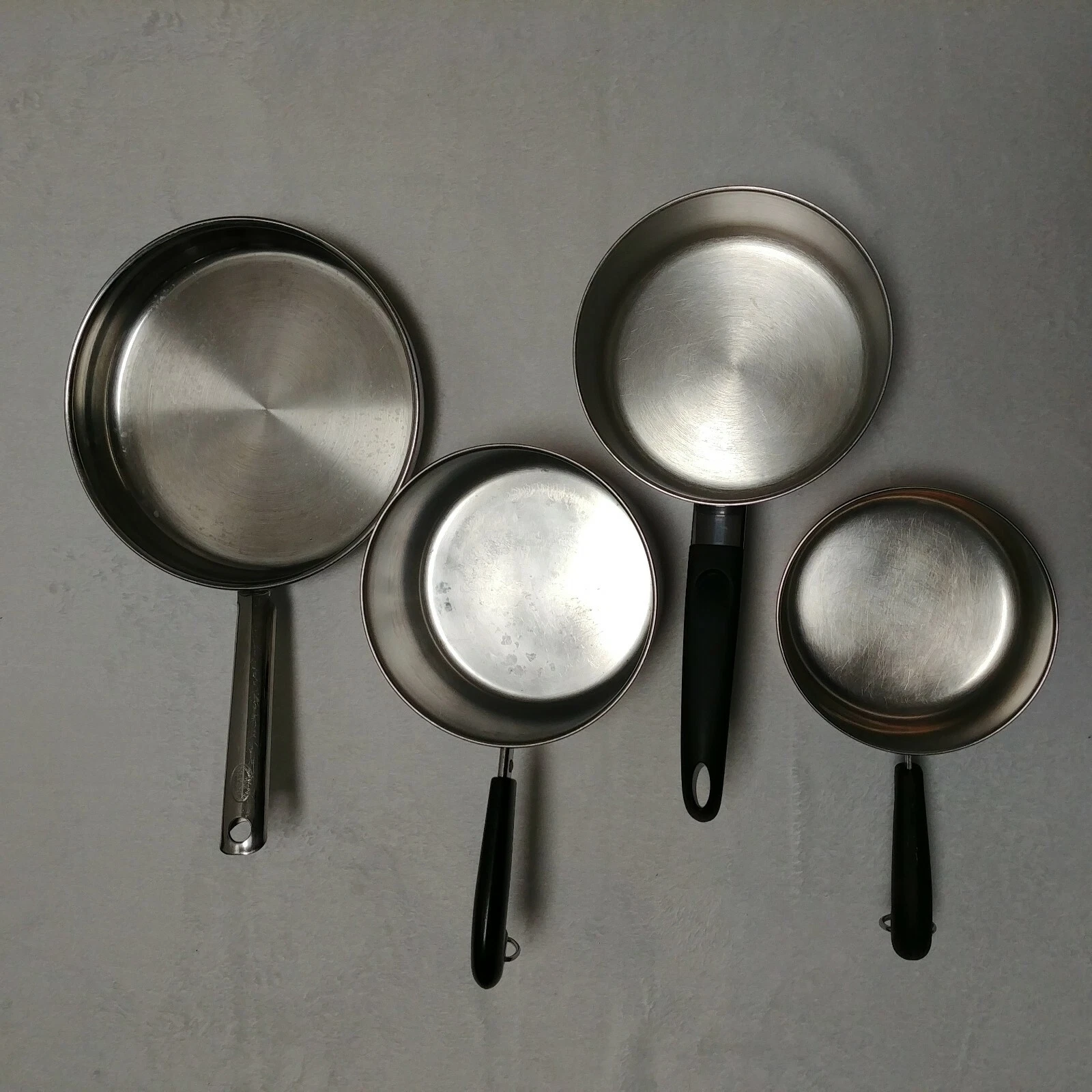 Revere Ware Mixed Set Lot of 4 No Lids 1.5 qt 3qt 3qt 10in Skillet Clinton Il