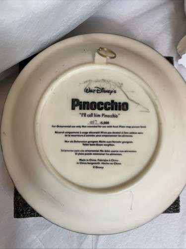 Disney's "I'll Call Him Pinocchio" 3D Plate - Limited Edition 0037 of 15,000 - Picture 15 of 23