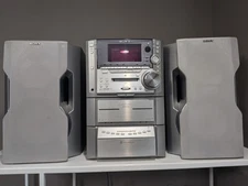 SONY DHC-ZX50MD-MINIDISC, 5 CD CHANGER, DUAL CASSETTE, AM/ FM TUNER, OPTICAL IN