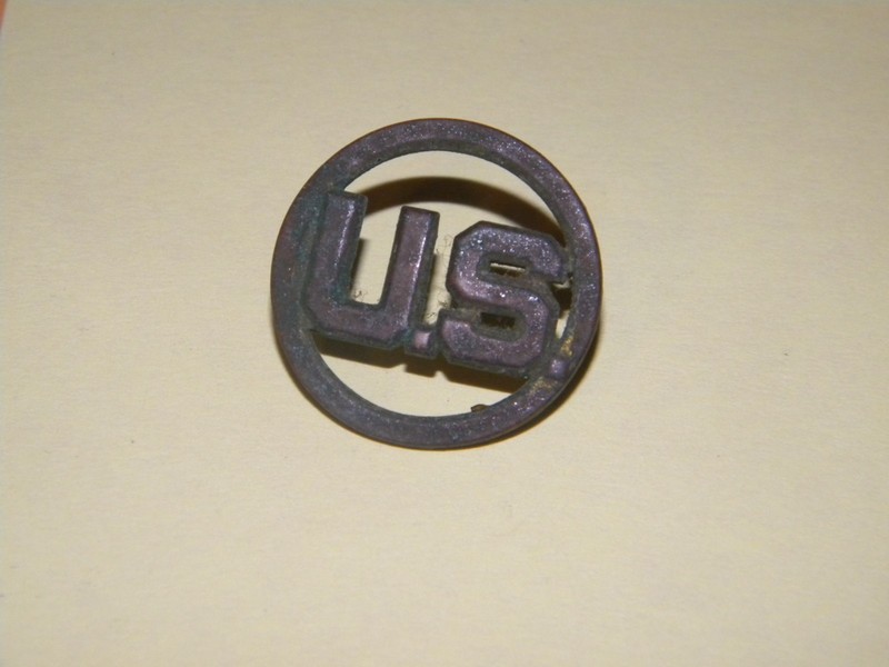 Silvertone U.S. Circle Pin Bent Post Missing Backs