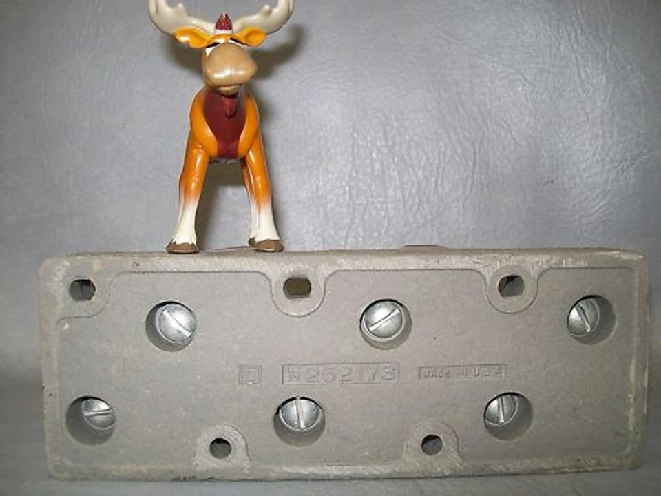 Square D Fuse Clip Base N252173 200 Amp 600 V from a Fuse Disconnect - Image 3 of 4