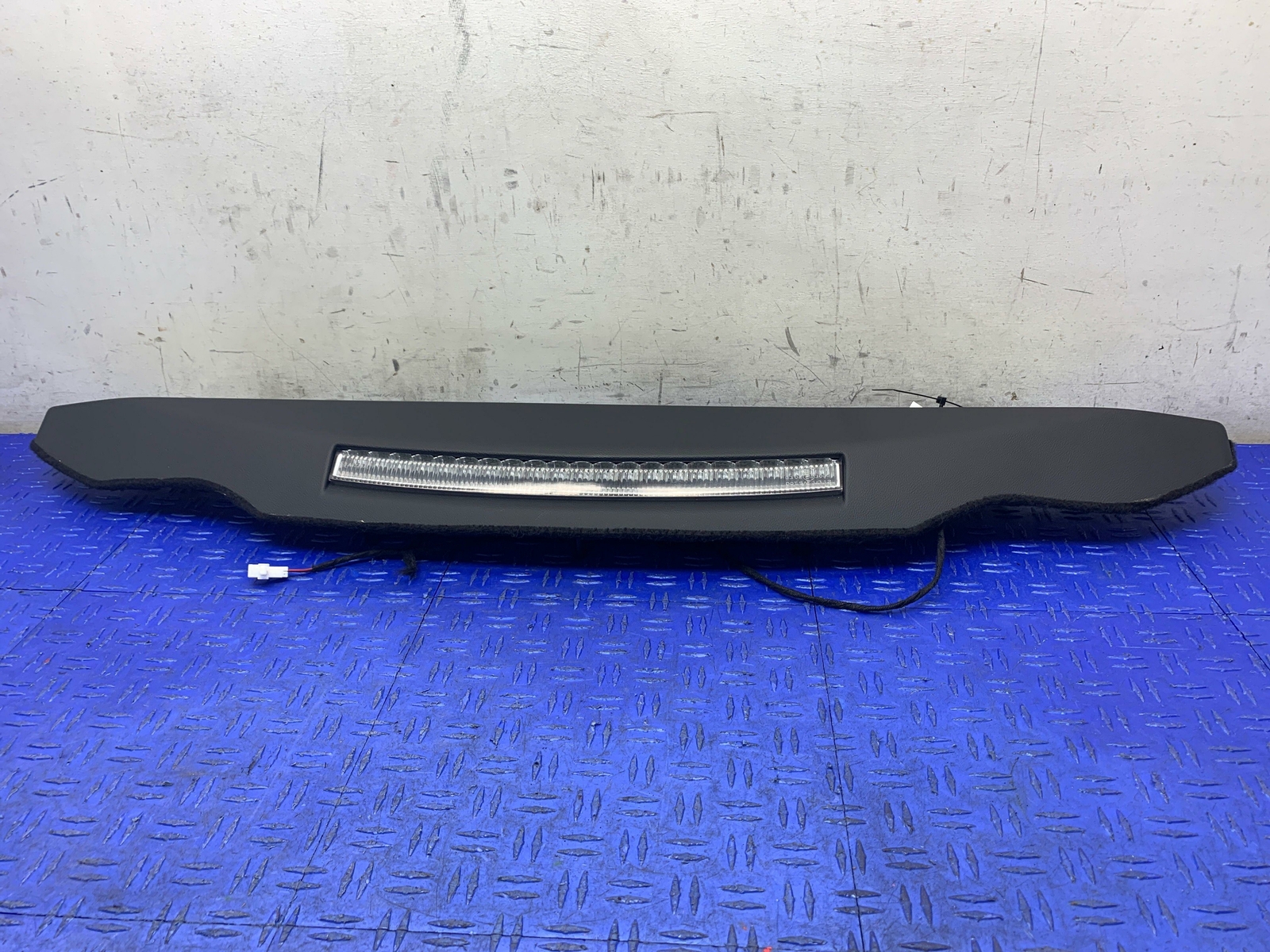 2013 - 2016 MASERATI QUATTROPORTE M156 REAR GLASS WINDOW SUNSHADE 670013813 OEM