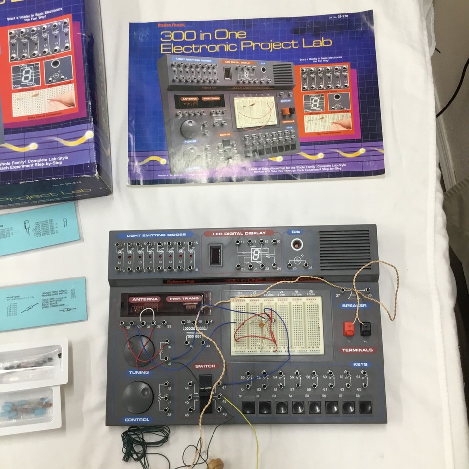 Electric Project Lab Electronic Project Lab 300 In One Kit Radio Shack Science Fair Cat No ...