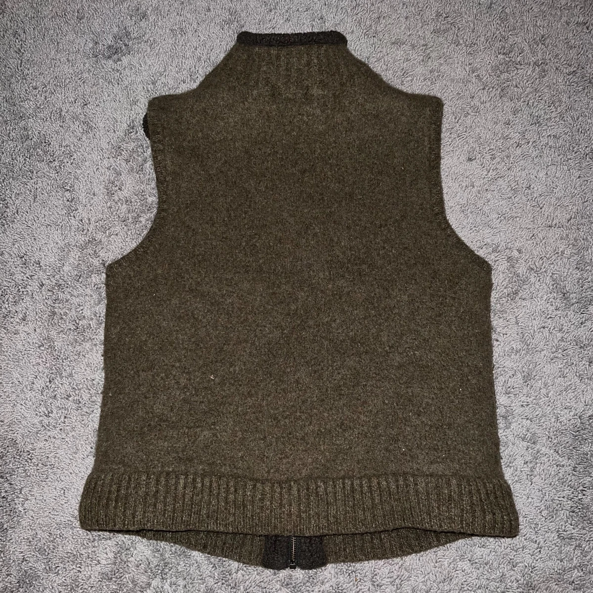 Like new L.L.Bean 100 Merino Lambswool Men’s Size M reg