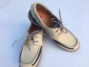 sperry leather upper