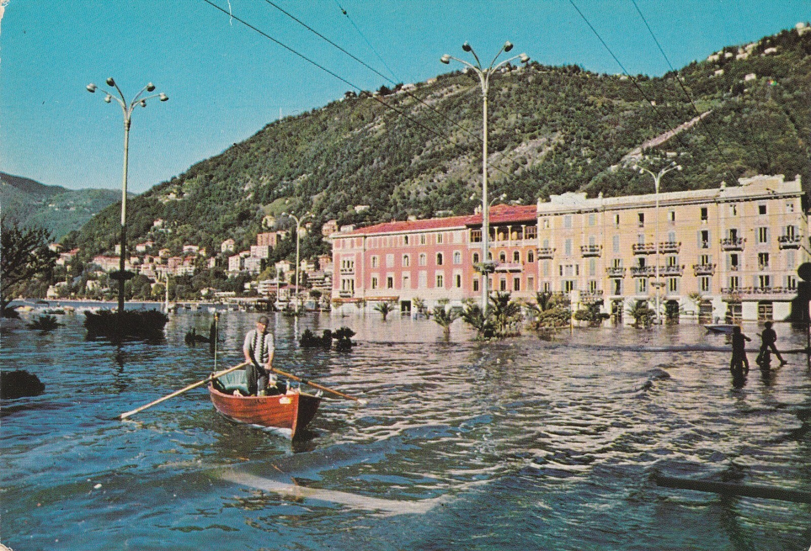 Foto 1 di 1