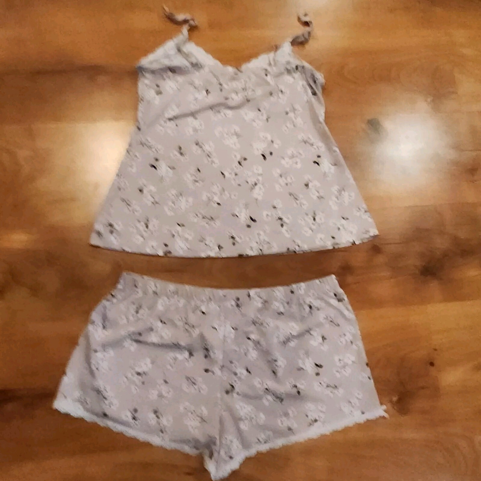 Picture 4 of 5