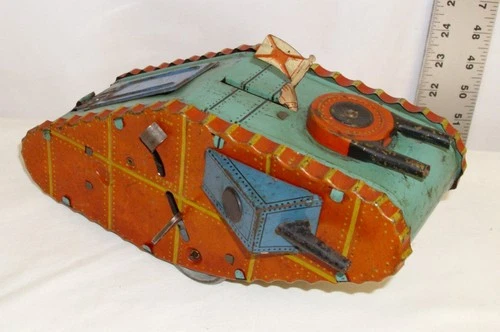 MARX WWI DOUGHBOY TANK TIN WIND UP TOY 1930s