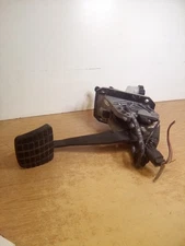 Freightliner Cascadia 965 001 052 6 Clutch Pedal "READ DESCRIPTION"