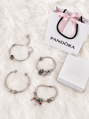 Authentic Pandora Bracelet Bundle   4 Bracelets +Original Pandora Box & Gift Bag