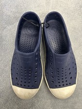 Native Jefferson Slip-On Shoes Kids 11 Navy White Water Resistant Lightweight