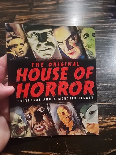 Universal Studios Universal Classic Monsters: Complete 30-Film Collection WORKS - 第 7/12 張圖片