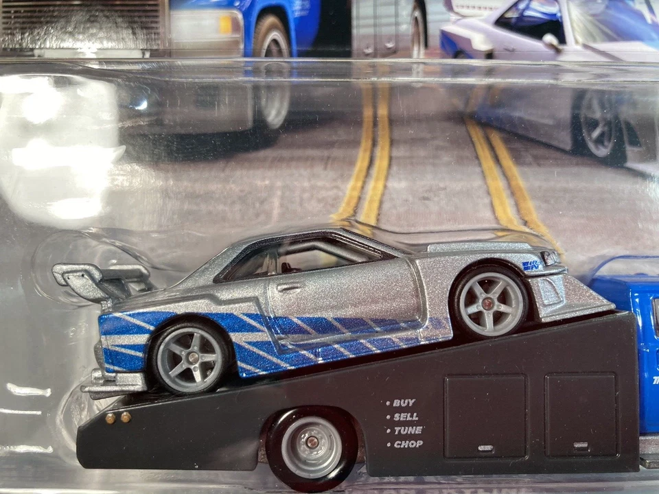 Hot wheels new Team Transport Fast and Furious Nissan Skyline GT-R + Real Riders - Image 3 of 4
