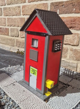 Trafo Haus / Transformator Gebäude für LGB Spur G oder Piko  mit Strommast