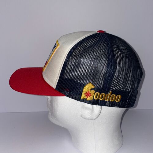 Pray for Snow Snapback Cap weiß rot & blau Kordelzug Trucker - Bild 2 von 6