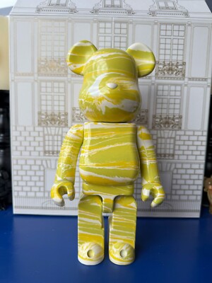 bearbrick 400% unique work think aimer signed medicom toy
