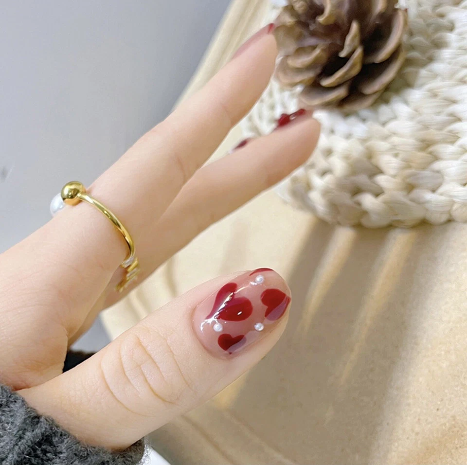 Fake Nails - Image 3 of 4