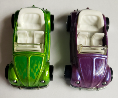 2007 Hot Wheels VOLKSWAGEN BEETLE CONVERTIBLE Green/Pink Mystery Cars LOOSE X2 - Picture 5 of 14