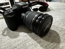 Canon EOS 7D (DS126251) DSLR Camera w/EFS 17-55mm Lens & Extras