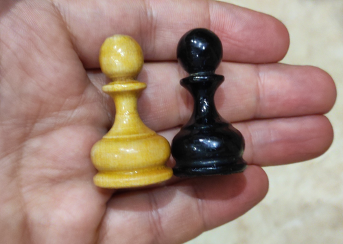 Vintage Old Chess pieces wooden black and white pawn soviet USSR 1960s - Picture 9 of 11