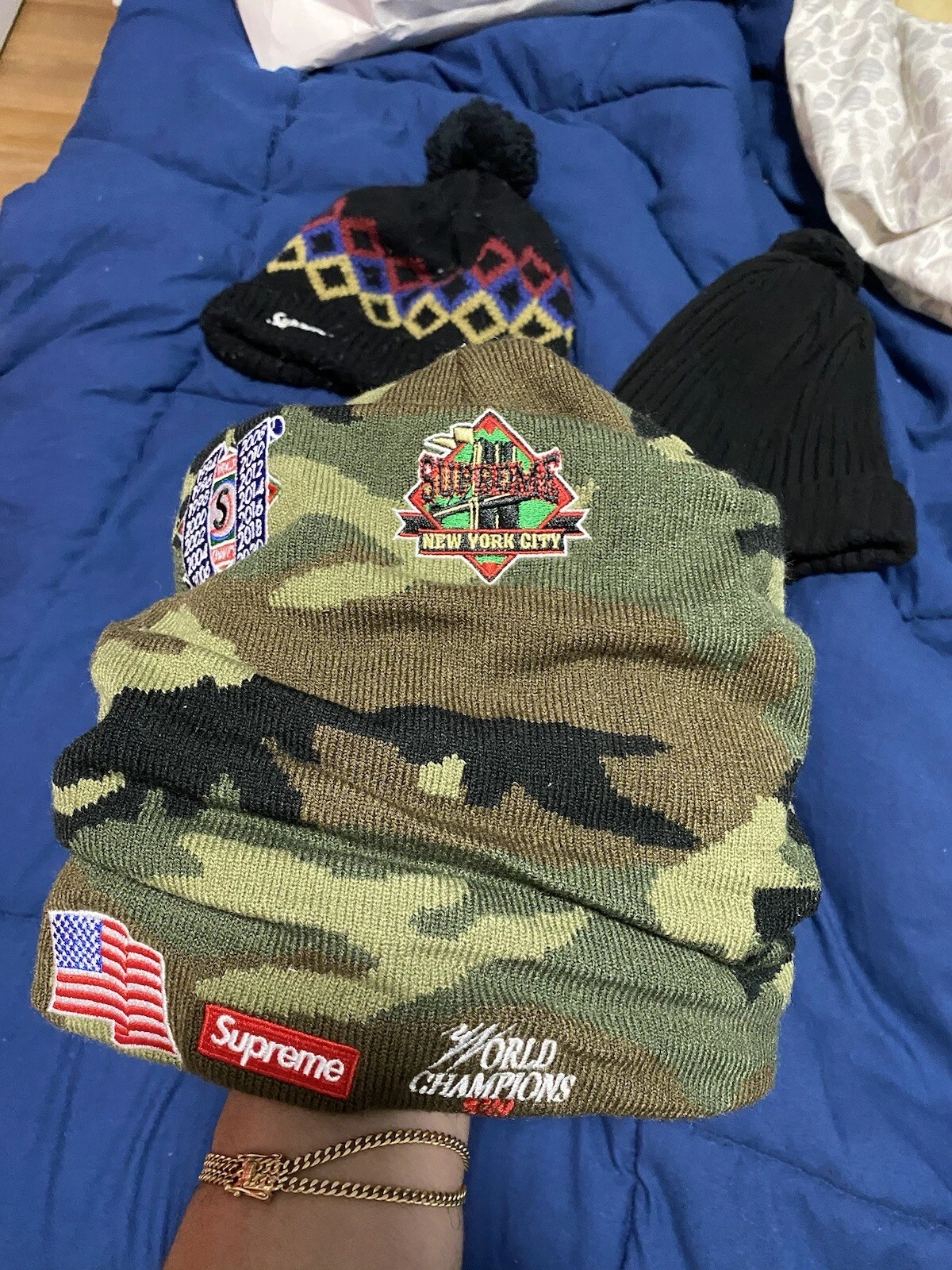 supreme new era championnat beanie taille unique
