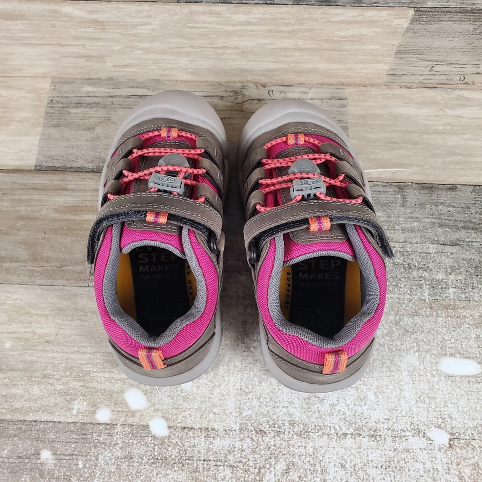 Keen Newport Kids Sandals 11 Gray Very Berry Strap Closed Toe Waterproof Sneaker - Image 4 of 4