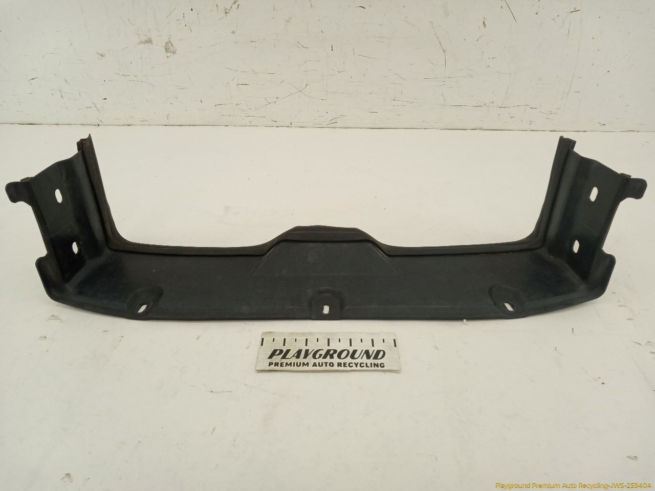 Maserati Quattroporte M139 Upper Radiator Air Conveyor Trim Panel Fits 2003-2008