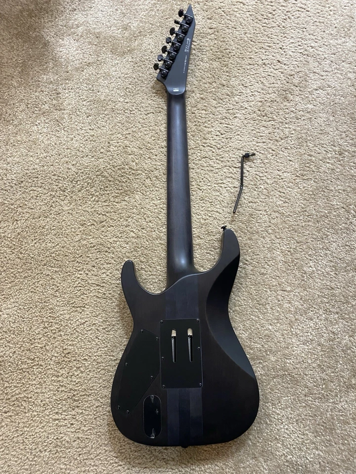 Guitarra eléctrica de 7 cuerdas ESP LTD Deluxe M-1007  Foto 4 de 4