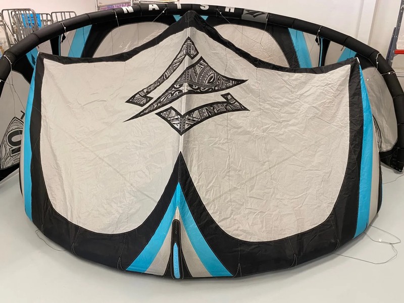 Naish Pivot 2023 8m