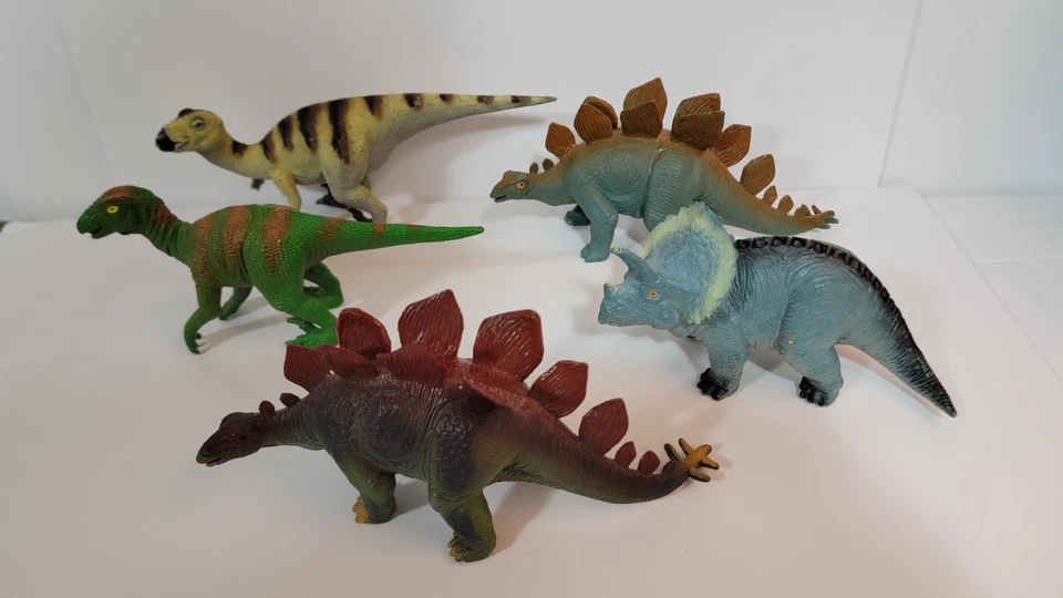 TM 2000 Lot of 5 Dinosaurs Stegosaurus Triceratops Velociraptor Vintage Figures - Image 3 of 4