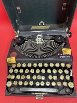 Vtg 1920's Remington Portable Typewriter Pop-up Key Deign Black w