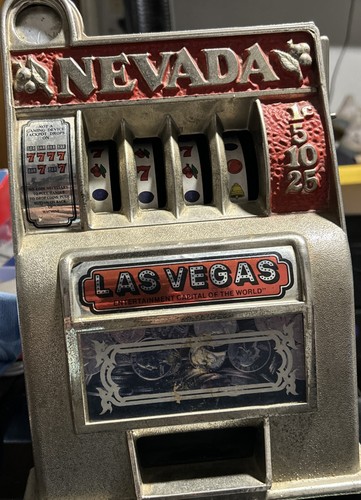 Vintage Nevada Metal Slot Machine Bank Toy Las Vegas Gambling Mini