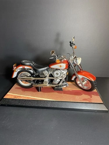 Barbie Harley Davidson 1/6 Scale Fat Boy Motorcycle 1999 With Stand Red & Silver