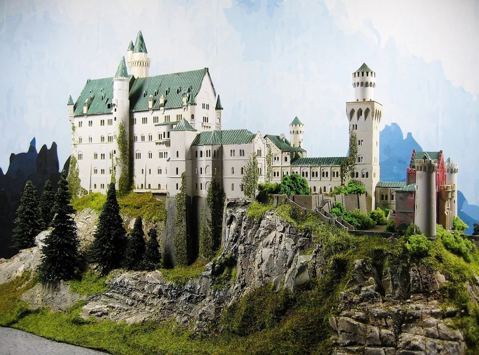 DIORAMA - SCHLOSS   " SCHLOSS NEUSCHWANSTEIN "   - Bild 3 von 4