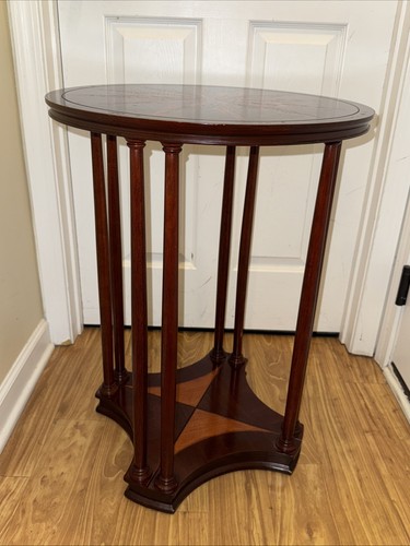 BOMBAY COMPANY CIRCULAR SIDE TABLES WITH INLAID STARBURST DESIGN VINTAGE - Picture 3 of 9