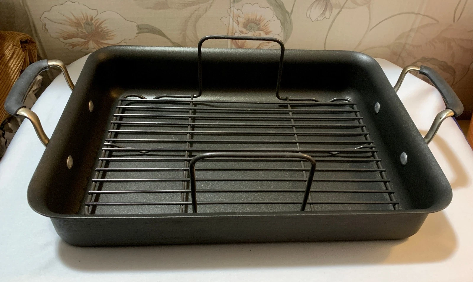 Simply Calphalon 12" x 16" x 3" Hard Anodized Non Stick Roasting Pan With Rack