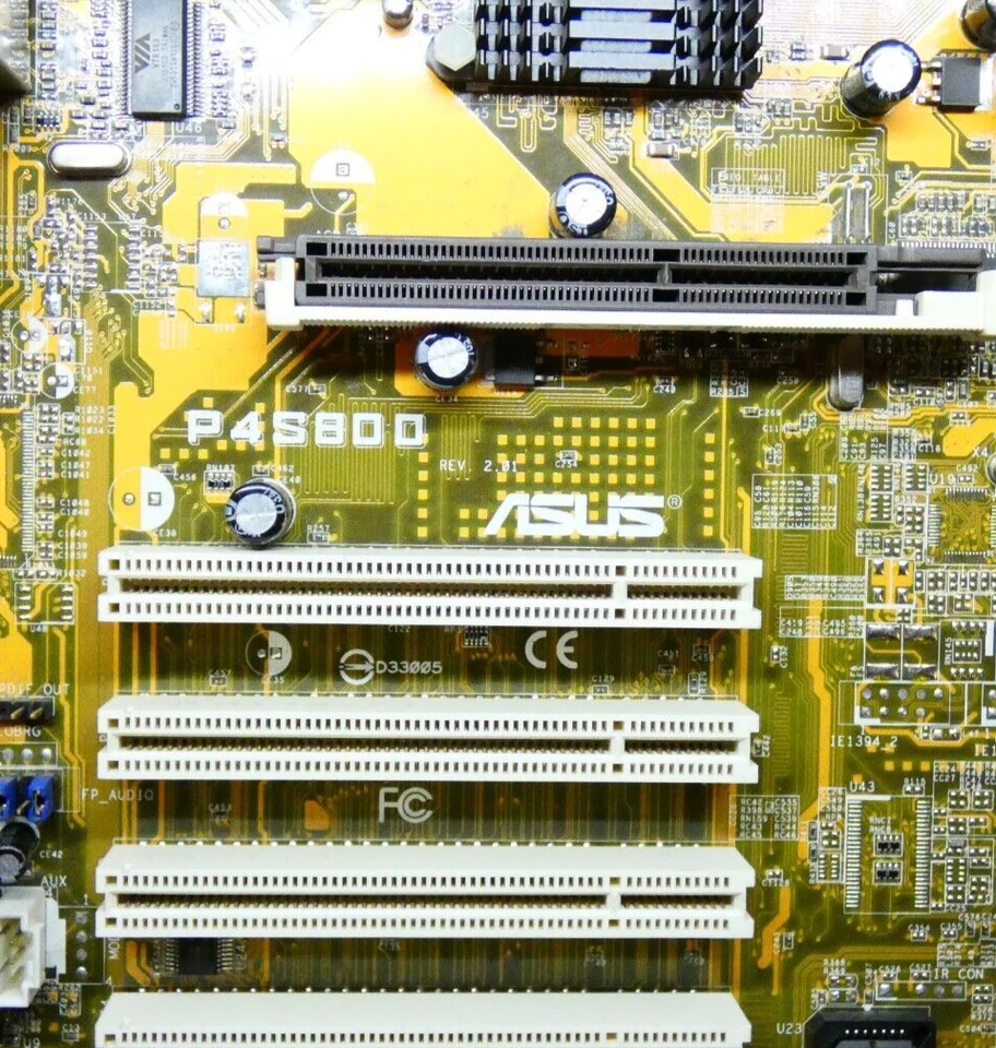 ASUS P4S800 socket 478 con Intel CELERON 2GHz CPU + IO Shield - Imagen 2 de 4