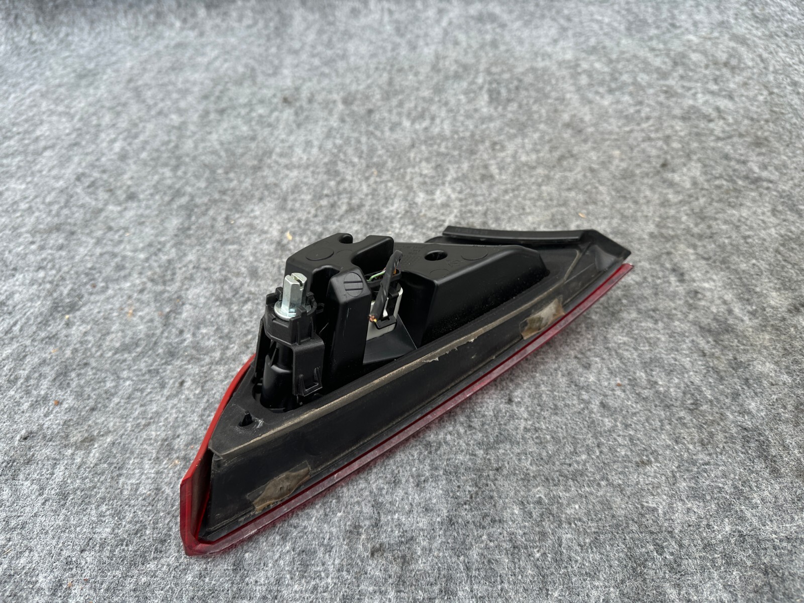 RIGHT SIDE TRUNK TAIL LIGHT LIGHT LAMP 67K 13-20 MASERATI QUATTROPORTE GTS M156