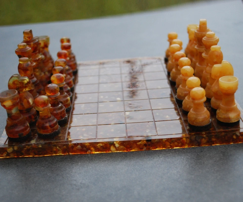 Шахматный набор - Балтийский янтарь 350 г - оптом - Изображение 2 из 4