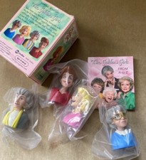 THE GOLDEN GIRLS SET 4 Stylized Finger Puppets 2"  Mini Paperback Box creased